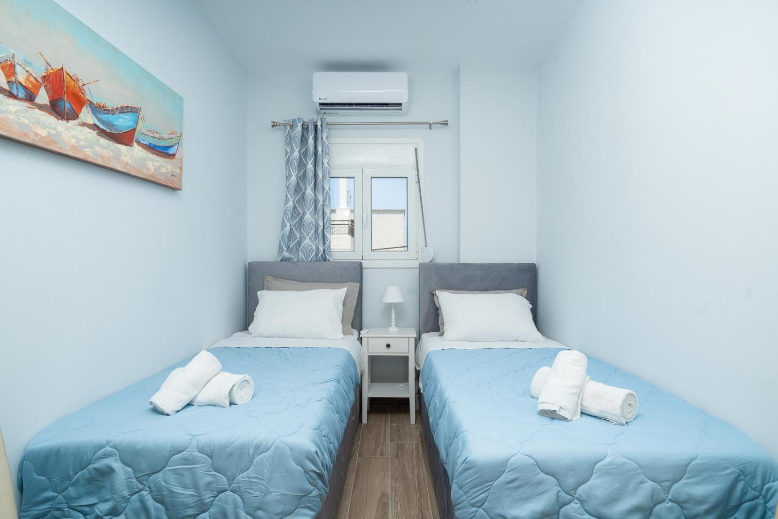 Artemis Bay Apartments Near Sea And Airport Eksteriør billede
